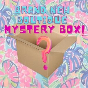 Woman’s Boutique Mystery Box// 3 for $40